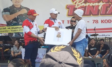 Nggowes Bareng  TNI di Jepara , Warga Grobogan Peraih Mobil Sigra