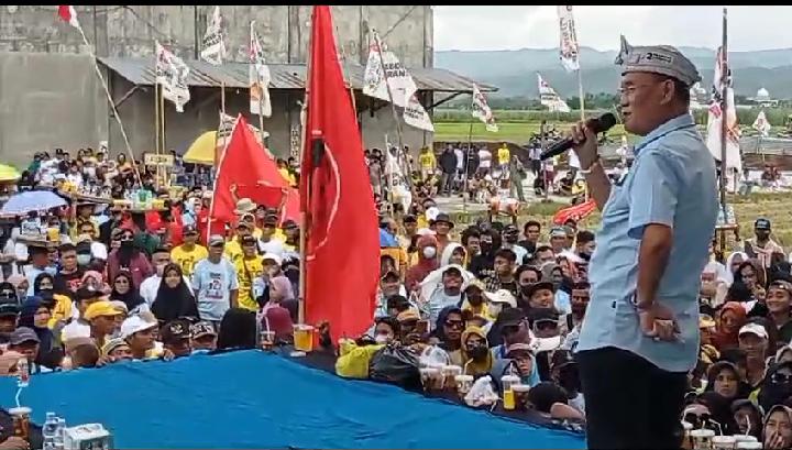 Pendukung Prabowo-Gibran Gelar Kampanye Terbuka di Pelataran Gudang Beras