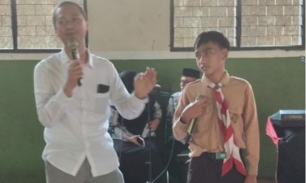 Giat Alumni Mengajar ,  Ahmad Saifudin,  Motivasi Ratusan Siswa SMPN 1 Pecangaan