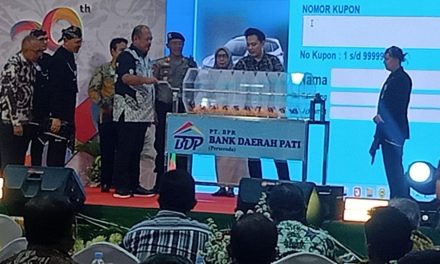 Gebyar hadiah Tabungan Berlian Di HUT PT BPR Bank Daerah Pati