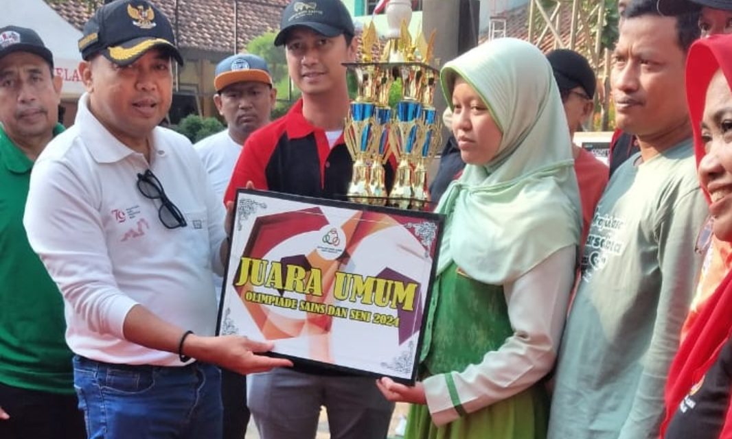 PJ. BUPATI JEPARA PENUHI JANJINYA HADIRI HARLAH SMPN 1 PECANGAAN JEPARA