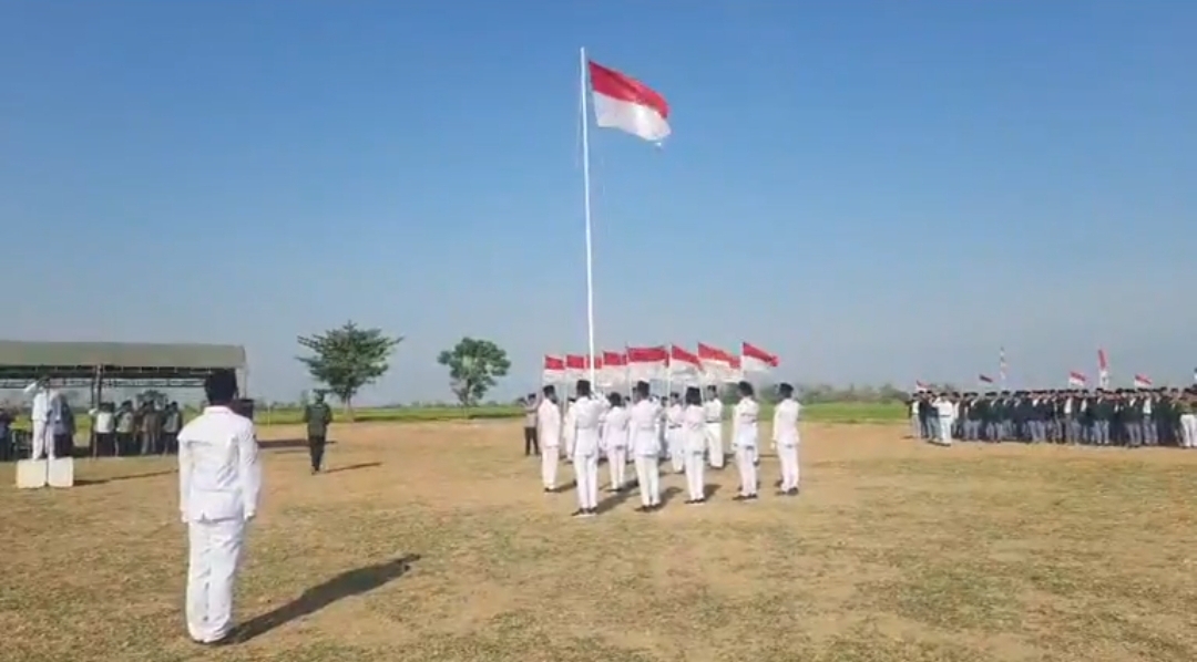 Pemdes Mutih Kulon Gelar Upacara HUT RI ke 79, Irup Kades Tahsilul Maal ,S Ag