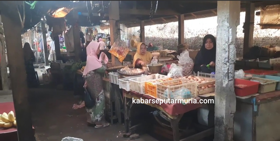 Melihat Pasar Sore Sowan Kidul Jepara , Buka Lapak Mulai Jam 2 Hingga Jelang Maghrib