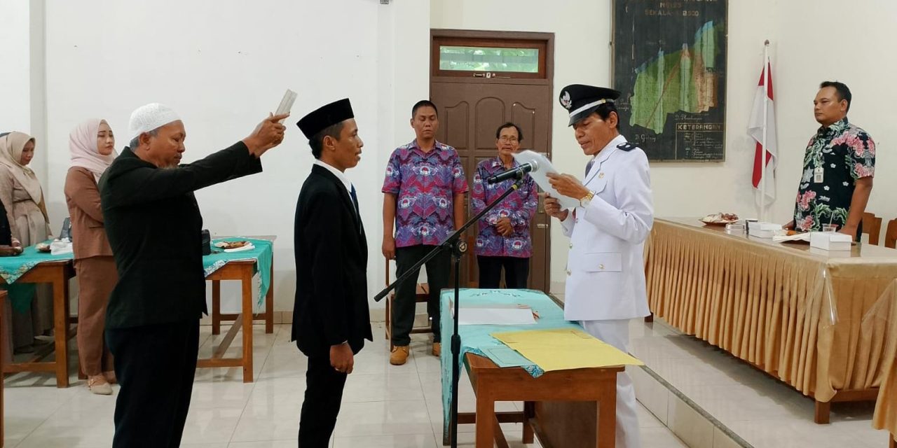 Sutadi Di Lantik sebagai Sekretaris Desa Tanjang Pati