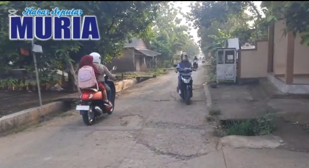 Jalan Pedukuhan Nggodang Kaliombo Jepara , Rusak !!!! Waktunya di Perbaiki