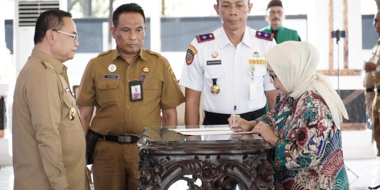 Bupati Pati Sudewo Lantik Rini Susilowati Plt Direktur RSUD RAA Soewondo Pati