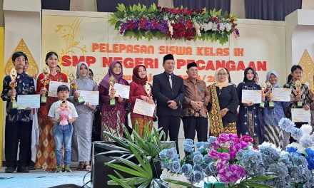 SMPN 1 Pecangaan Jepara Lepas  286 Siswa Kelas 9