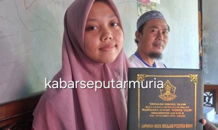 Vina Khusna Siswa MA Ribhul Ulum Kedungmutih Demak , Lolos Beasiswa  KIP Kuliah di Unnes Semarang