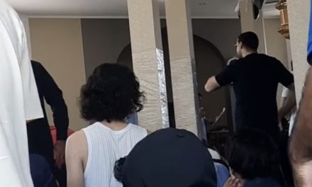 Cerita dari Jepang , Shalat Jum’at Pakai Kaos Singlet Tetap Pede Aja