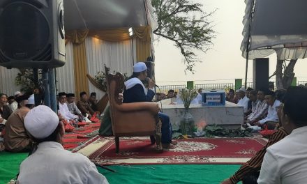 Ribuan Jamaah Hadiri Haul Akbar Syekh Maulana Abdurrohman Burwatu, Tradisi Spiritual Desa Mutih Kulon