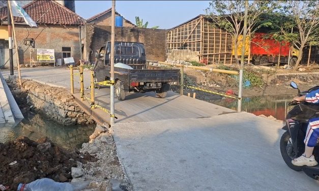 Jembatan Kali Rodo Kedungmalang Jepara  Dibongkar,  Ini Alternatif Jalan Bila Bawa Muatan