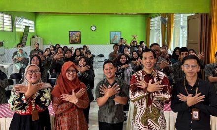 PELATIHAN COGNITIVE BEHAVIORAL STRESS MANAGEMENT SEBAGAI UPAYA MENINGKATKAN PSYCHOLOGICAL WELL-BEING GURU SLB  DI KECAMATAN MAGELANG UTARA