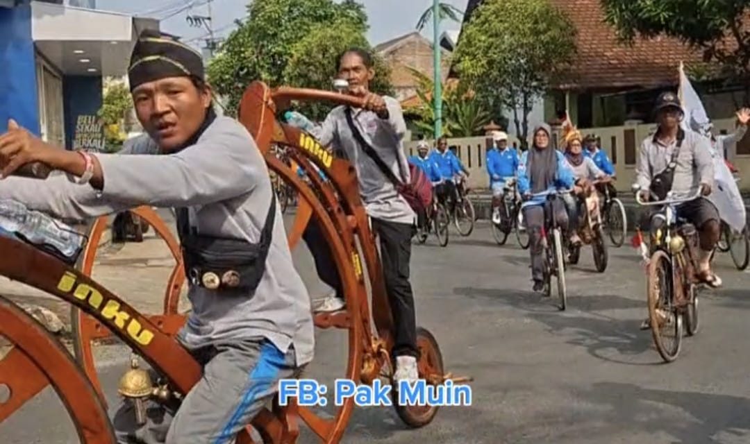 Ke Jepara Mas Pusak Bawa 4 Sepeda Kayu , Yang Minat Silakan Beli atau Pesan