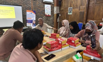 Dosen dan Mahasiswa Universitas Tidar Latih Pelaku Pariwisata Magelang Tingkatkan Paparan Internasional Lewat Digital Marketing