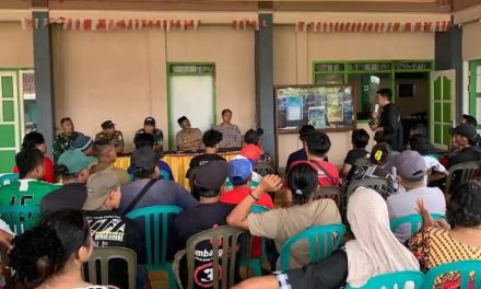 Membangun Kantor Koperasi Merah Putih di Lapangan Bola , Menghilangkan Kebahagiaan Warga