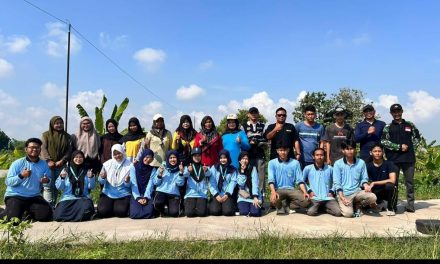 KKN UIN Walisongo di Desa Geneng Gelar Kegiatan Penghijauan Lingkungan untuk Pelestarian Alam