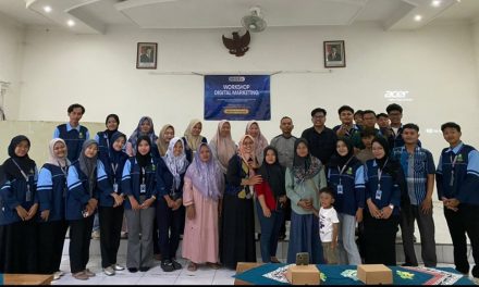 Sosialisasi Digitalisasi UMKM bagi Masyarakat di Bantengmati Demak Oleh Mahasiswa KKN UIN Walisongo