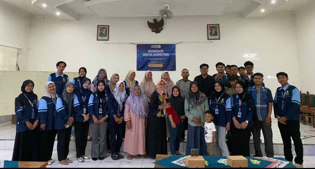 Sosialisasi Digitalisasi UMKM bagi Masyarakat di Bantengmati Demak Oleh Mahasiswa KKN UIN Walisongo
