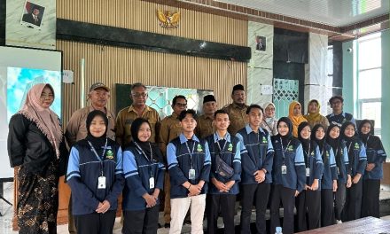 15 Mahasiswa KKN Terjun ke Berahan Wetan, Sasar UMKM Lokal dan Kesehatan Warga