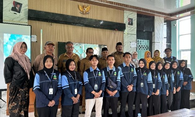 15 Mahasiswa KKN Terjun ke Berahan Wetan, Sasar UMKM Lokal dan Kesehatan Warga