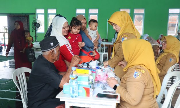 GOR Klitih Demak Berdenyut Sehat , Mahasiswa dan Nakes Bergerak Sigap