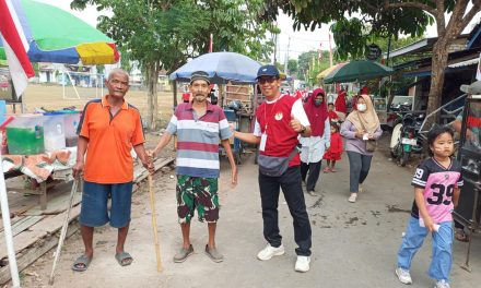 Ratusan Door Prize Jalan Santai RW5 Desa Wedarijaksa Meriahkan HUT RI ke 81